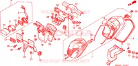 FEU ARRIERE(2) pour Honda SHADOW VT 750 DELUXE 2 TONES de 2000